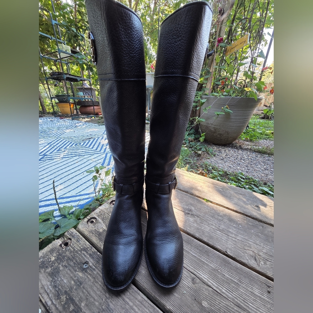 Tory Burch Claire Riding Boots Black Tumbled Leather Gold Hardware - Picture 5 of 11